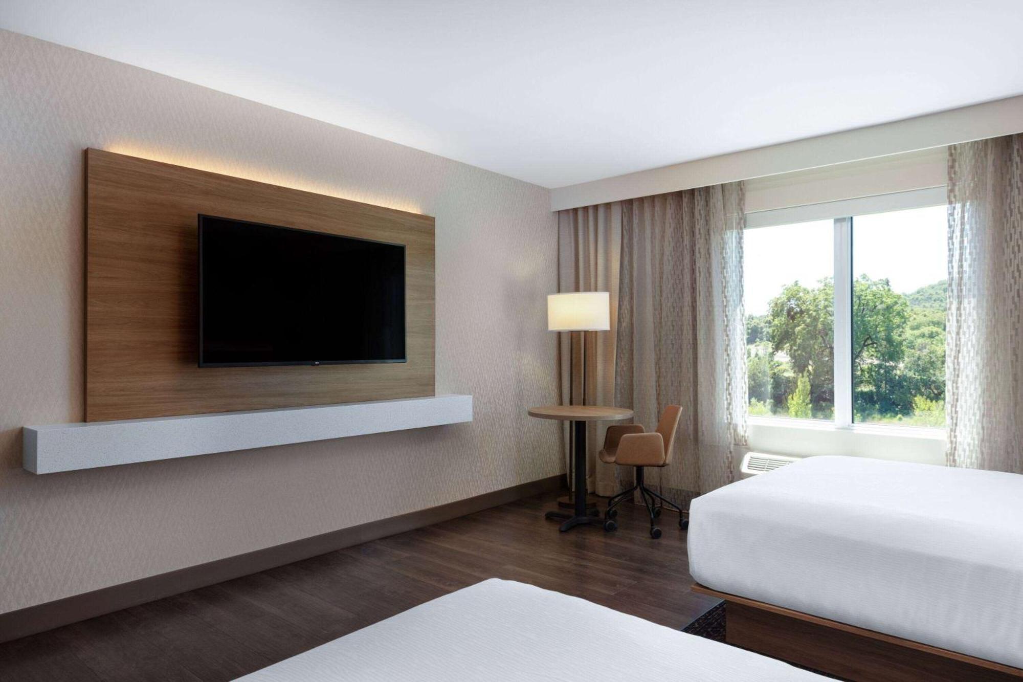 Wyndham Garden Redwood Valley - Ukiah ภายนอก รูปภาพ