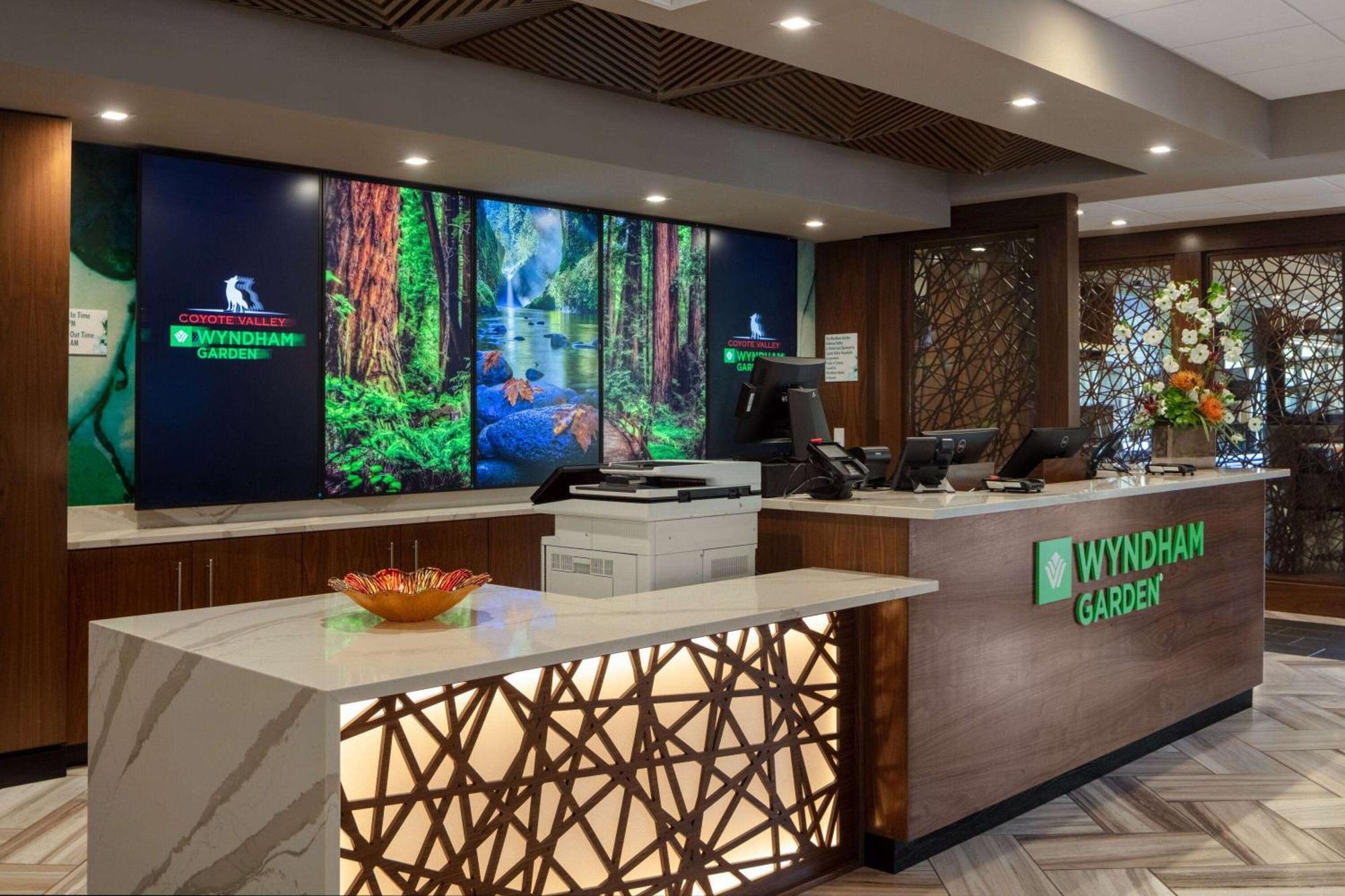Wyndham Garden Redwood Valley - Ukiah ภายนอก รูปภาพ
